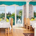 Guest house Gaestehaus Plank 3*